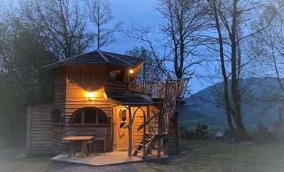 Cabane la biche au bois